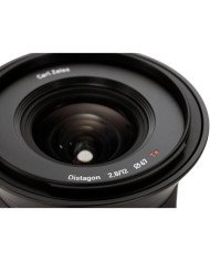 Zeiss TOUIT 12 F/2.8  AF (Sony E)