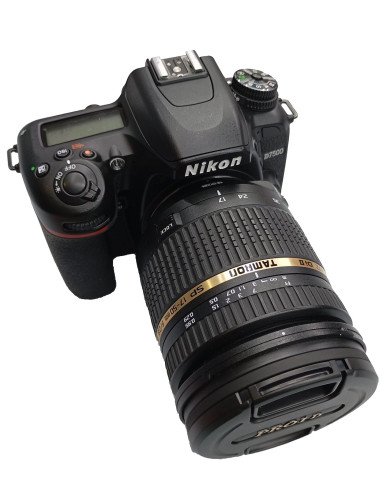 Nikon D7500 + Tamron 17-50/2.8 VC