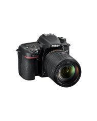 Nikon D-7500 + OBJ. Nikkor AF-S F DX 18-140 G ED VR