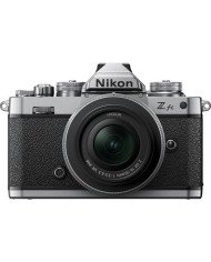 nikon-z-fc-16-50-vr-edicion-en-plata