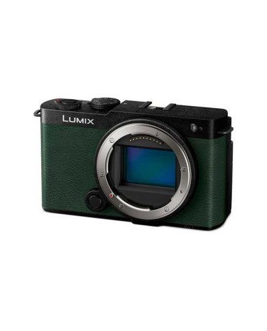 Panasonic LUMIX DC-S9 + OBJ. LUMIX 18-40 F/4.5-6.3
